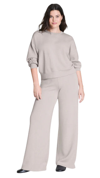 AirEssentials Wide Leg Pant - French Grey