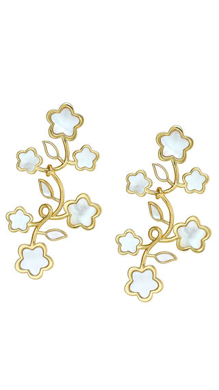 Lilia Chandelier