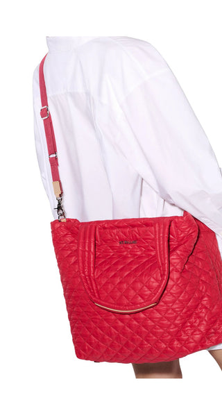 Apple Medium Metro Tote Deluxe
