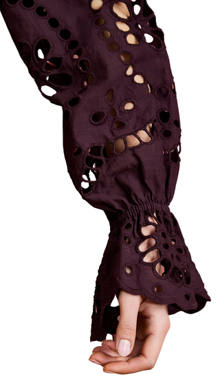 Aislinn, Chocolate